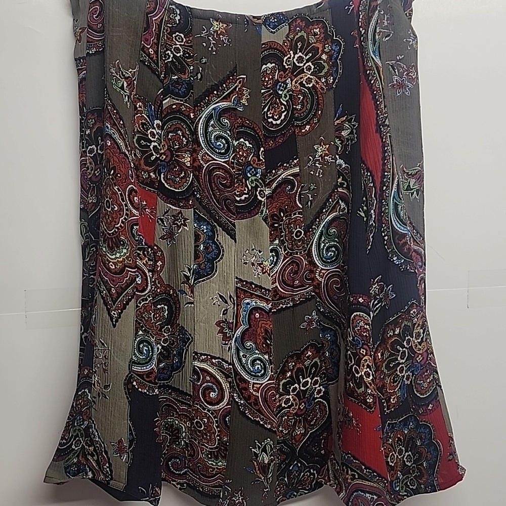 Chicos Vintage Multicolor Paisley A-Line Hidden Side Zipper  100% Silk Skirt